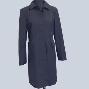 Ann Taylor Trench/Rain Coat with Fly Front. Black- Size 6